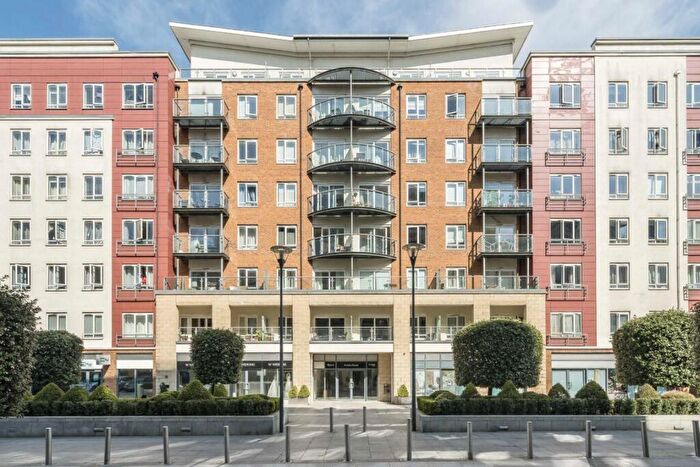 1 Bedroom Flat For Sale In Boulevard Drive, London, NW9