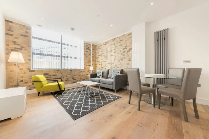 2 Bedroom Apartment To Rent In Carlow Street, London, NW1