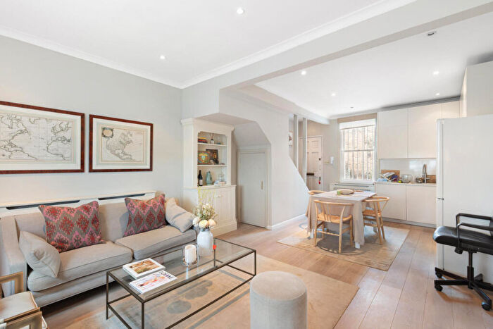 2 Bedroom Apartment For Sale In Fulham Road, London, SW10