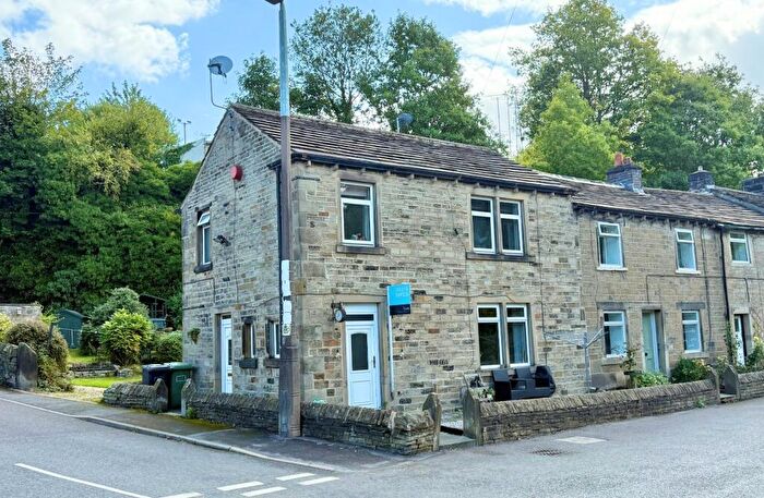 2 Bedroom End Of Terrace House For Sale In East Street, Jackson Bridge, Holmfirth, West Yorkshire, HD9