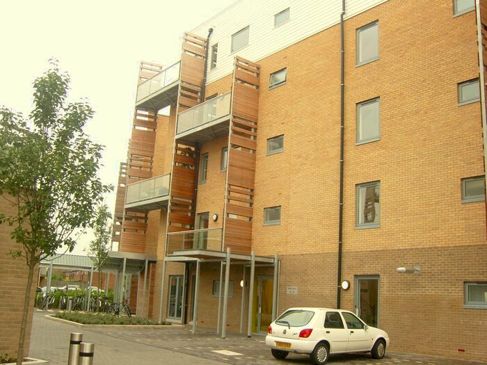 2 Bedroom Flat To Rent In Rustat Avenue, Cambridge CB1
