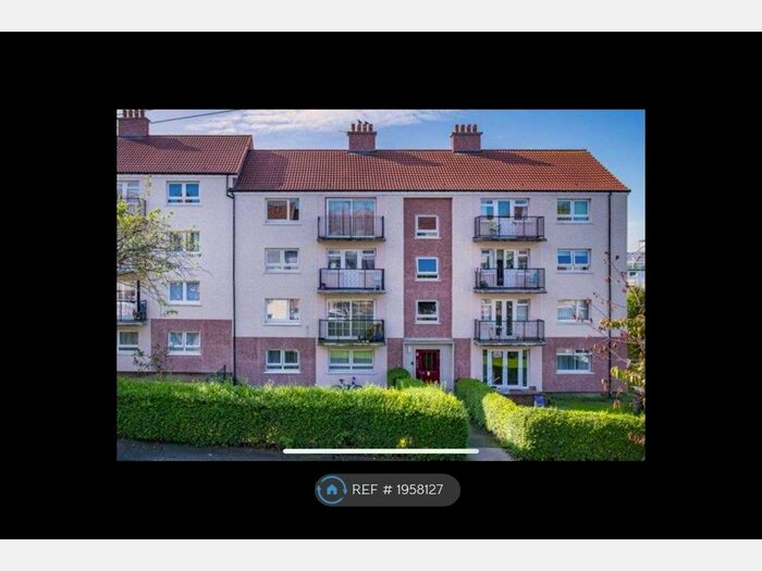 3 Bedroom Flat To Rent In Kerrycroy St, Glasgow, G42