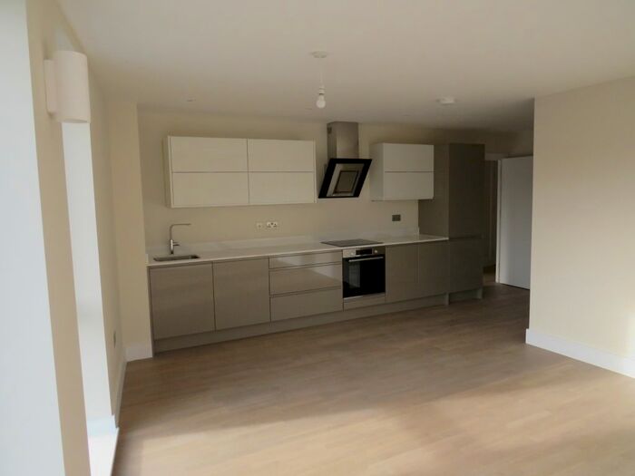 2 Bedroom Flat To Rent In St Mary's Road, Hornsey, N8