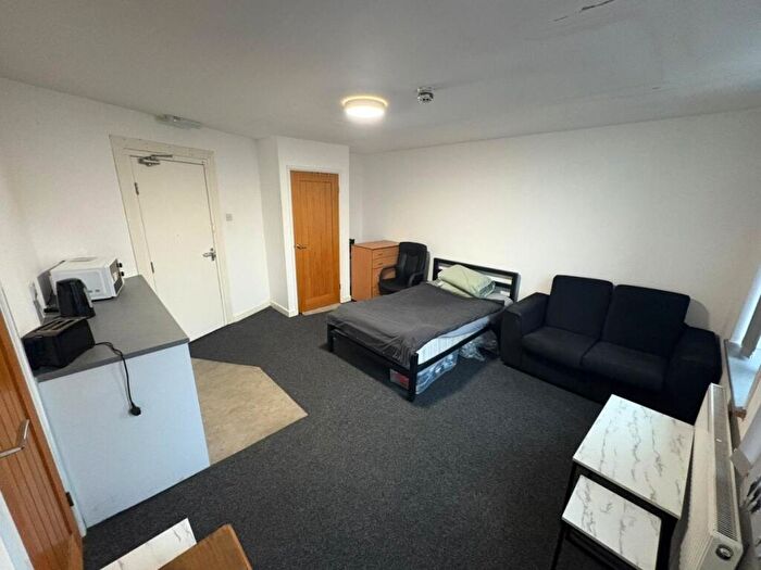 Studio To Rent In Lower Dolcliffe Road, Mexborough, S64