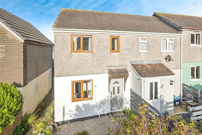 2 Bedroom End Of Terrace House For Sale In Stennack Parc, Penzance, Cornwall, TR19