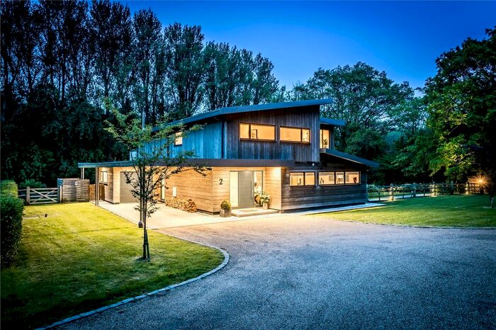 4 Bedroom Detached House For Sale In Cambridge Lane, Horam, TN21