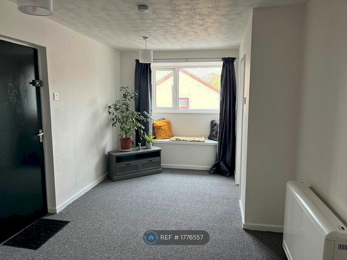 1 Bedroom Flat To Rent In Oak Croft, Clayton-Le-Woods, Chorley, PR6