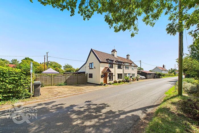 2 Bedroom Cottage For Sale In Stradbroke Road, Brundish, Woodbridge, IP13