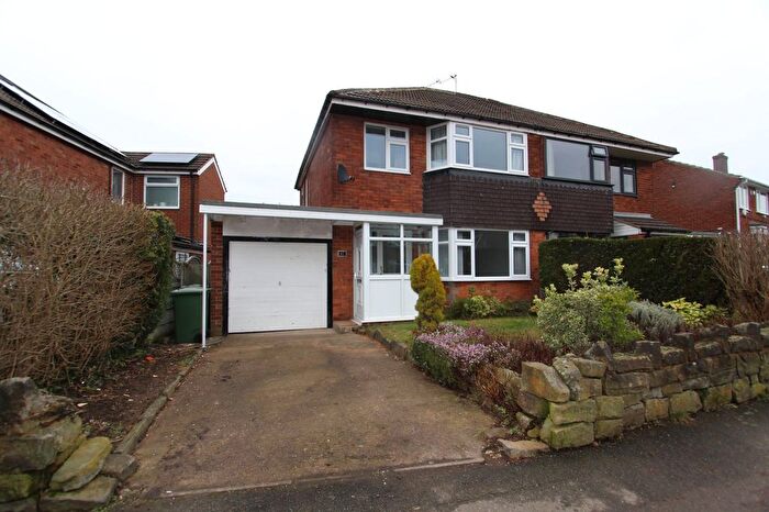 3 Bedroom Property To Rent In Highfields Road, Dronfield, S18