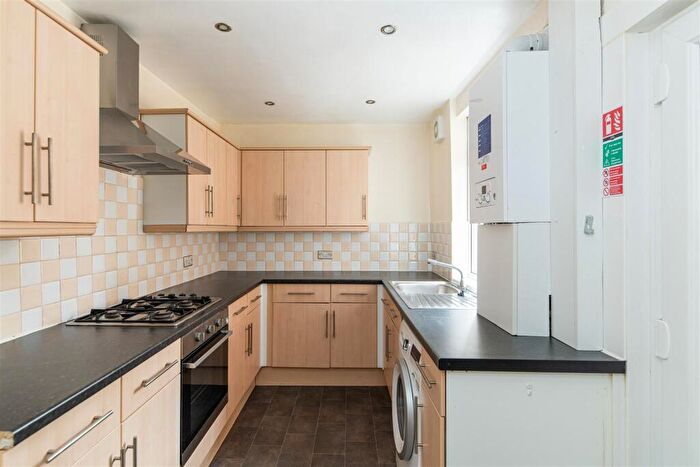 4 Bedroom Terraced House To Rent In Meldon Terrace, Heaton, Newcastle Upon Tyne, NE6