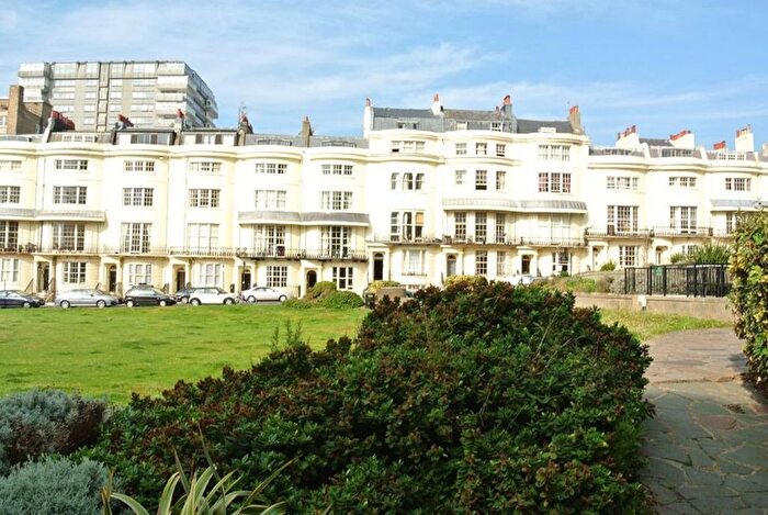 Studio To Rent In Regency Square, Brighton, BN1