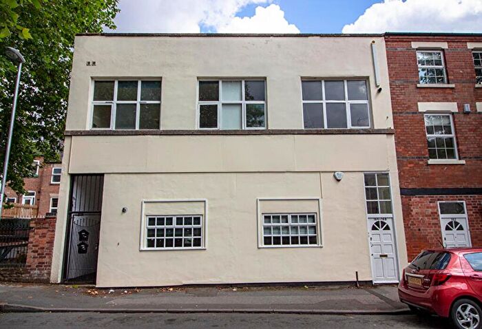 4 Bedroom Flat To Rent In North Sherwood Street, Nottingham, NG1