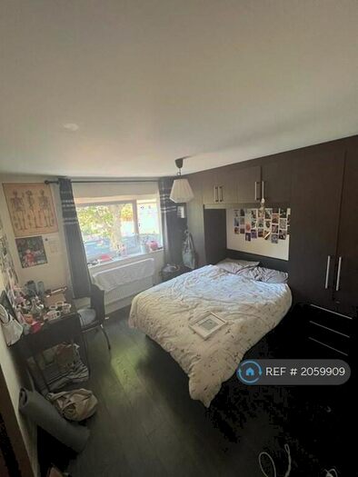 4 Bedroom Flat To Rent In Patrick Connolly Gardens, London, E3