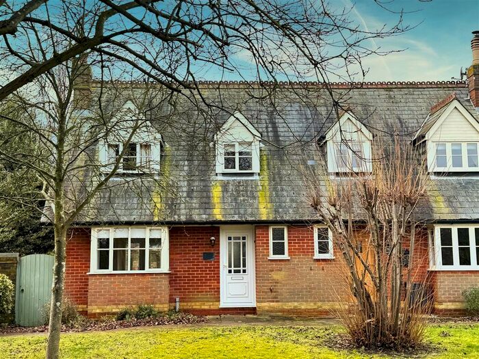 2 Bedroom Semi-Detached House To Rent In Barn Close, Borden, Sittingbourne, ME9