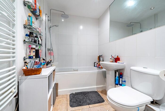 2 Bedroom Flat For Sale In Derwent Court, Riverside Close, Romford, RM1