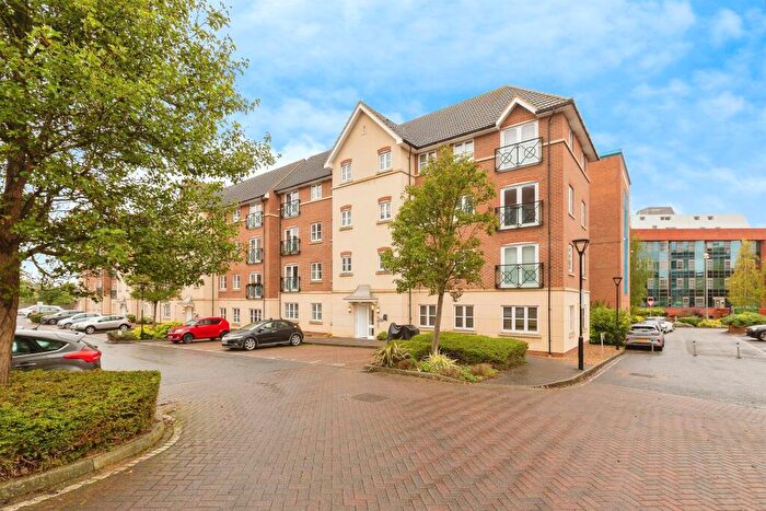 2 Bedroom Apartment For Sale In Viridian Square, Aylesbury, HP21