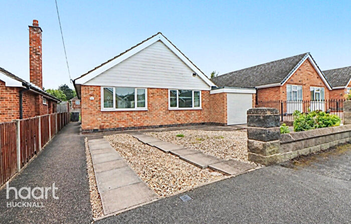 2 Bedroom Detached Bungalow For Sale In Highfield Road, Nuthall, NG16