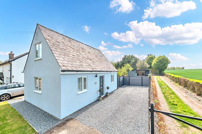 2 Bedroom Detached House For Sale In Abington Road, Litlington, SG8