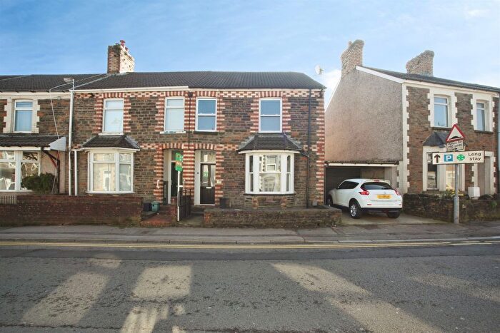 4 Bedroom End Terrace House For Sale In Bartlett Street, Caerphilly, CF83