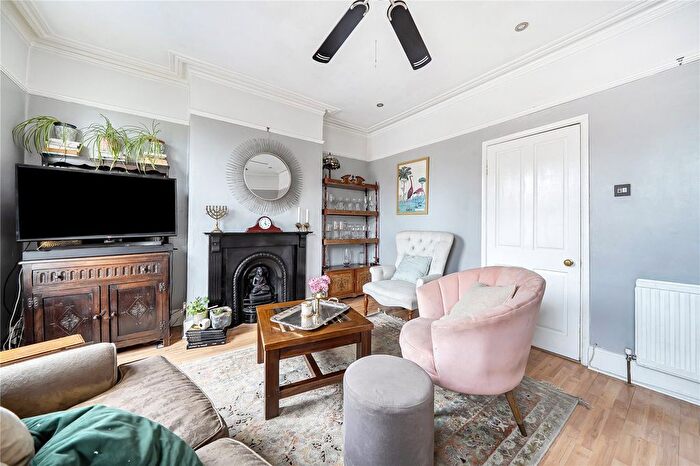 1 Bedroom Flat For Sale In Padua Road, Penge, London, SE20