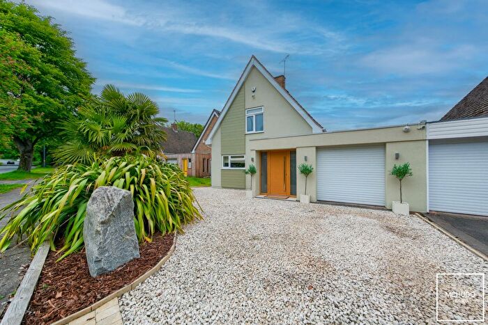 2 Bedroom Link Detached House For Sale In Gillhurst Road, Harborne, B17