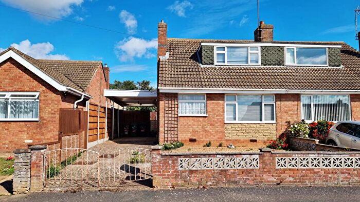 2 Bedroom Bungalow For Sale In Scott Road, NN8