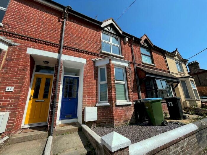 3 Bedroom Terraced House To Rent In Gloucester Place, Littlehampton, BN17