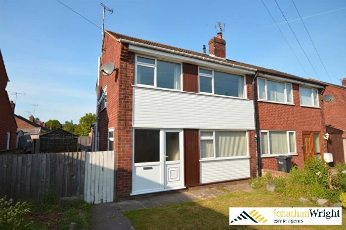 3 Bedroom Semi-Detached House For Sale In Castlefields, Leominster, HR6