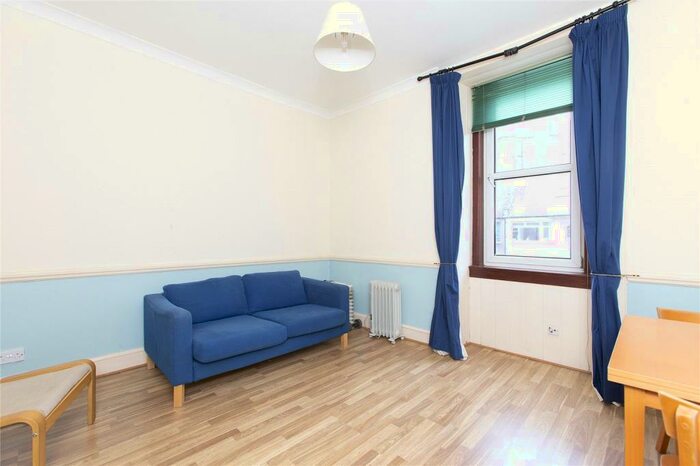 1 Bedroom Apartment To Rent In Broughton Road, Broughton, Edinburgh, EH7