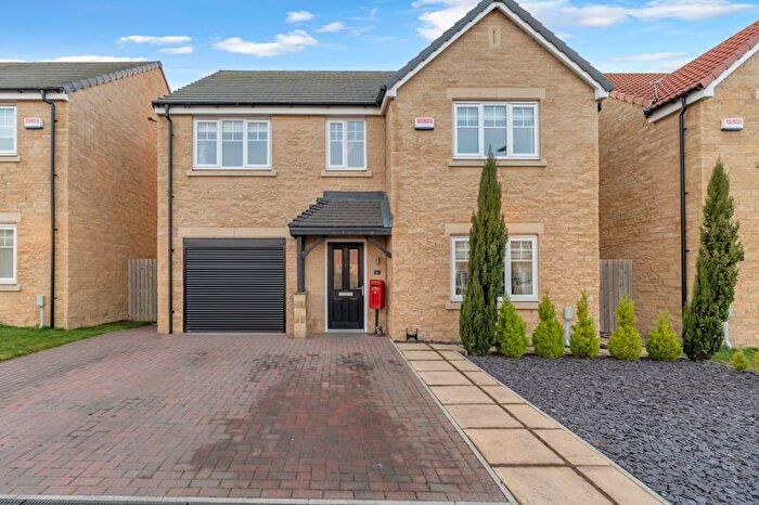 5 Bedroom Detached House For Sale In Clubhouse Way, Humberston, DN36