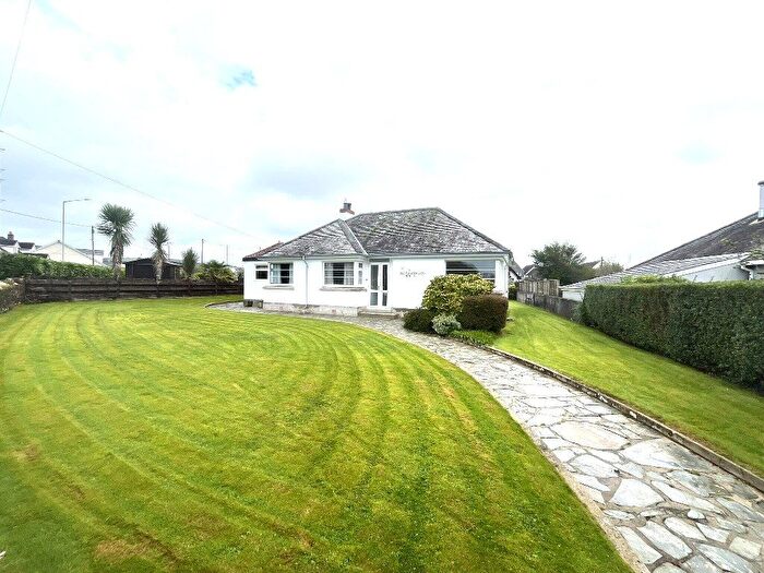 2 Bedroom Detached Bungalow To Rent In Liskeard Road, Callington, PL17