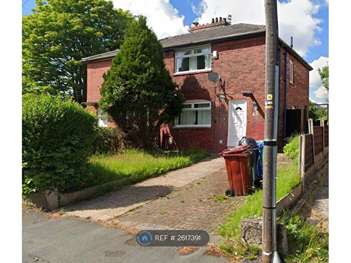 3 Bedroom Semi-Detached House To Rent In Kirkstone Road, Manchester, M40