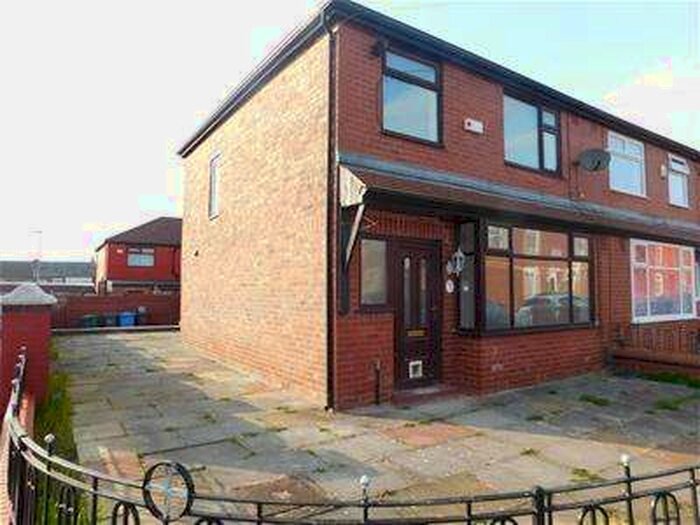 3 Bedroom End Of Terrace House To Rent In Melbourne Street, Manchester, M9