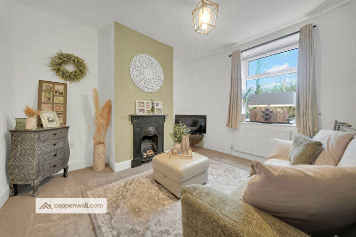 3 Bedroom Terraced House For Sale In Burnley Road, Loveclough, Rossendale, Lancashire, BB4
