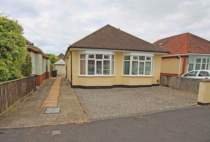 3 Bedroom Detached Bungalow To Rent In Newmorton Road, Bournemouth, BH9