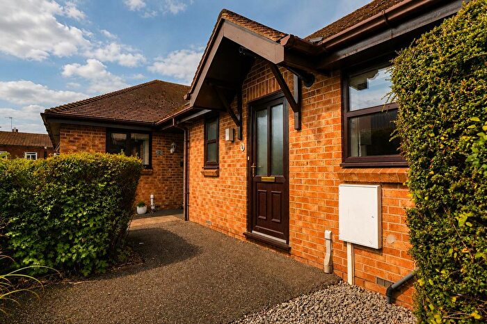 1 Bedroom Bungalow For Sale In Woodleigh, Keyworth, Nottingham, NG12