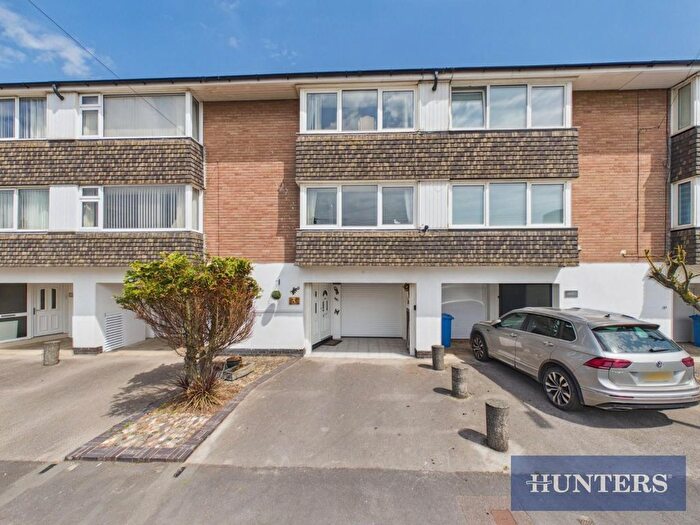 2 Bedroom Terraced House For Sale In Shaftesbury Road, Bridlington, YO15