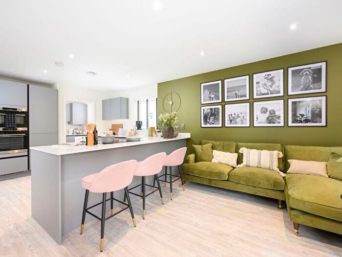 5 Bedroom Detached House For Sale In Newmarket Road, Teversham, Cambridge, CB5