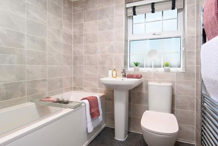 4 Bedroom Detached House For Sale In Morgan Gate, Abingdon, Oxfordshire, OX14