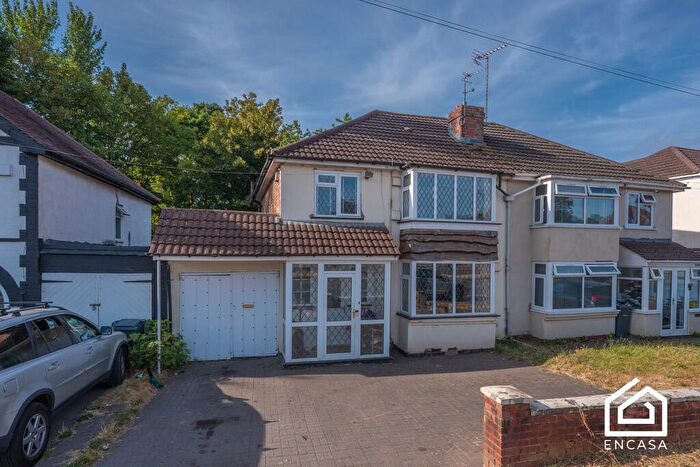 3 Bedroom Semi-Detached House For Sale In Coventry Road, Birmingham, B26