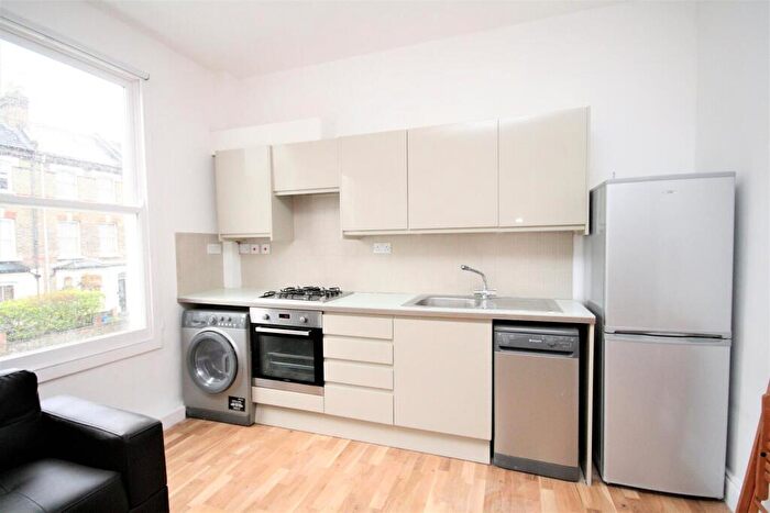 1 Bedroom Barn Conversion To Rent In Mayton Street, Holloway, N7