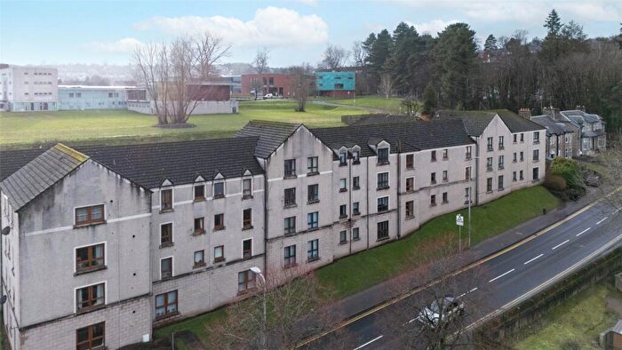 3 Bedroom Flat For Sale In Grampian Court, Perth, PH1