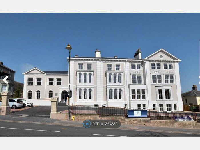 2 Bedroom Flat To Rent In The Portland, Malvern, WR14