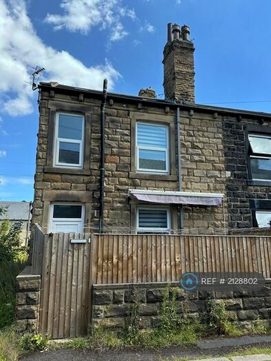 2 Bedroom End Of Terrace House To Rent In Jubilee Place, Leeds, LS27