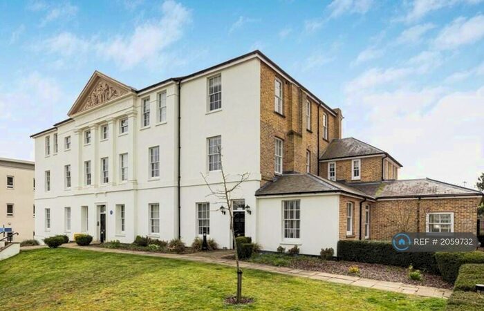 2 Bedroom Flat To Rent In Florence Court, Hertford, SG14