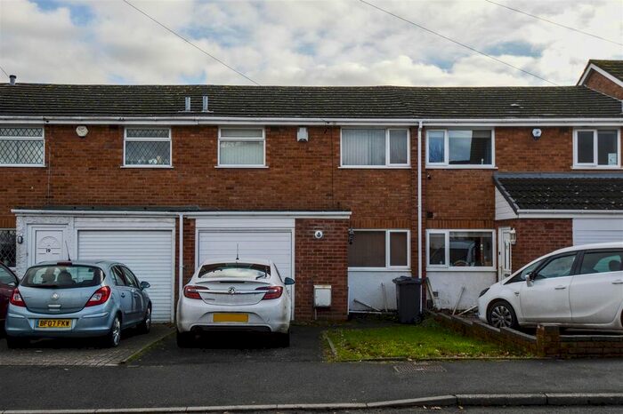 3 Bedroom Terraced House To Rent In Clandon Close, Birmingham, West Midlands, B14