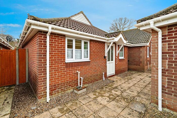 2 Bedroom Bungalow For Sale In Glaven Close, North Walsham, Norfolk, NR28