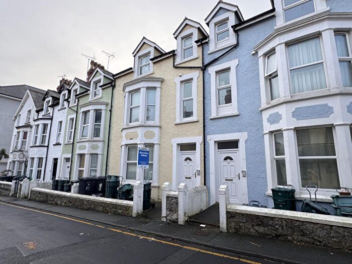 1 Bedroom Flat For Sale In Flat, Bodhyfryd Road, Llandudno, LL30