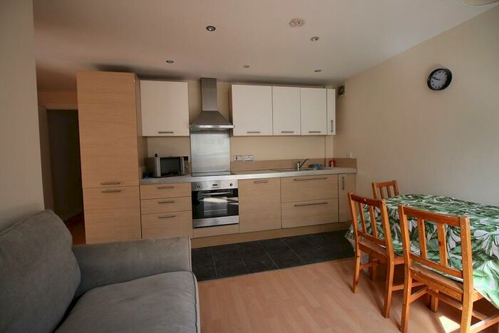 2 Bedroom Apartment To Rent In Trafalgar Street, Sheffield, S1