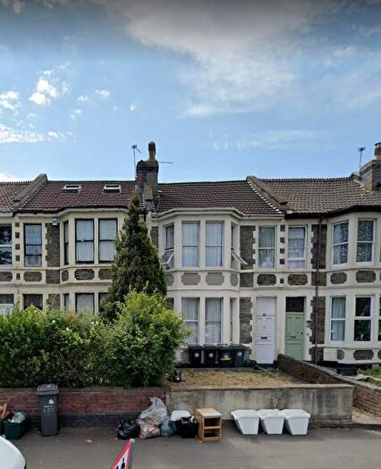 5 Bedroom Terraced House To Rent In Fishponds Road, Bristol, BS16